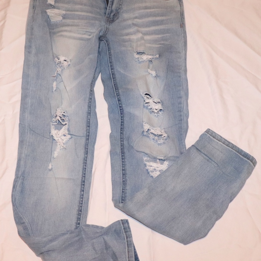 Light Wash Ripped Jeans - Picture 2 of 6
